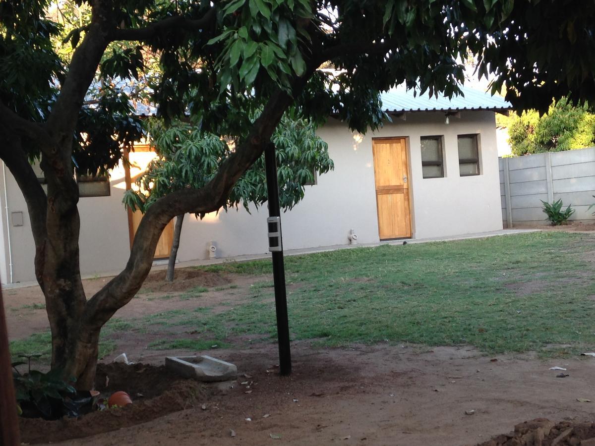 Impala Chalets Phalaborwa Eksteriør bilde